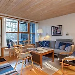 6 Person In Vaeggerlose * Bøtø By