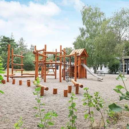 6 Person In Vaeggerlose Bøtø By