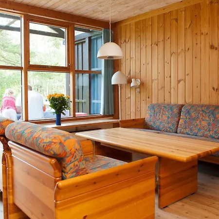Casa de Férias 6 Person In Vaeggerlose Bøtø By